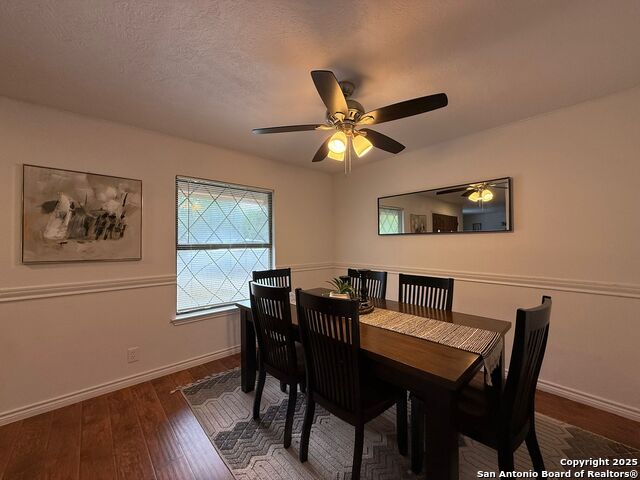 Image 6 of 27 For 4702 Sunny Grove