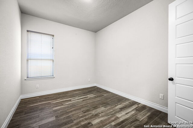 Image 17 of 26 For 429 Juana  