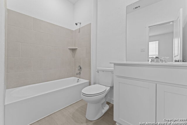 Image 14 of 28 For 3828 Northaven Trl