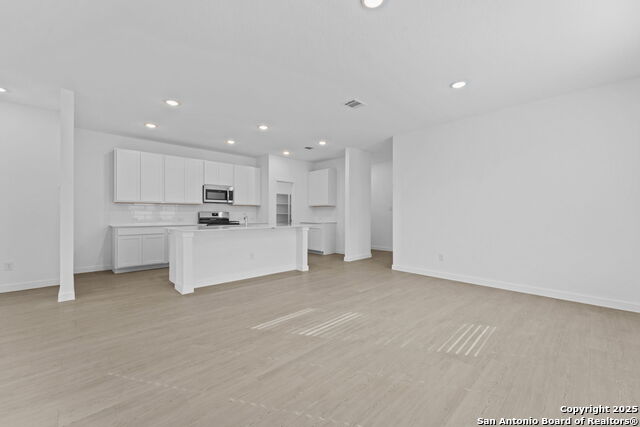 Image 20 of 28 For 3828 Northaven Trl