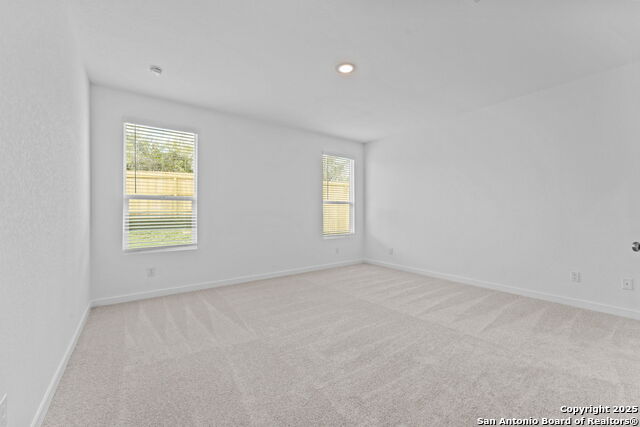 Image 23 of 28 For 3828 Northaven Trl