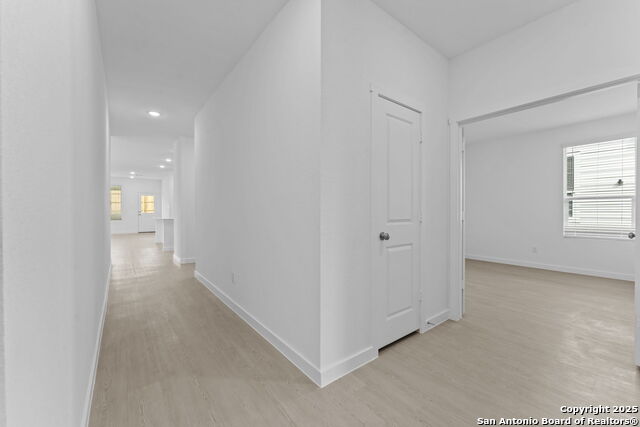 Image 8 of 28 For 3828 Northaven Trl