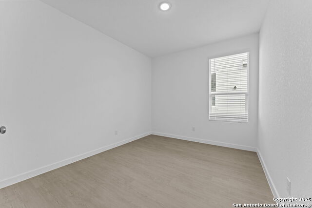 Image 9 of 28 For 3828 Northaven Trl