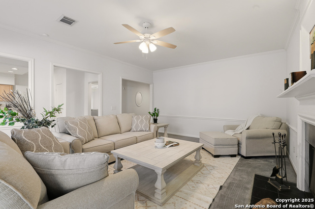 Image 17 of 44 For 9518 Antoine Forest