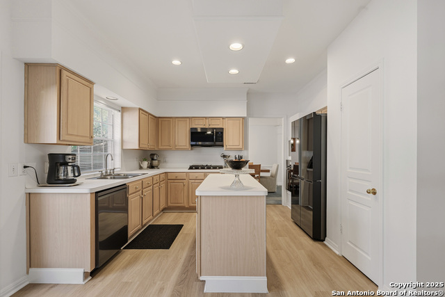 Image 23 of 44 For 9518 Antoine Forest