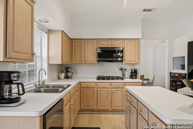 Image 24 of 44 For 9518 Antoine Forest