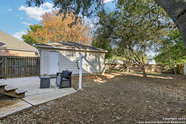 Image 40 of 44 For 9518 Antoine Forest