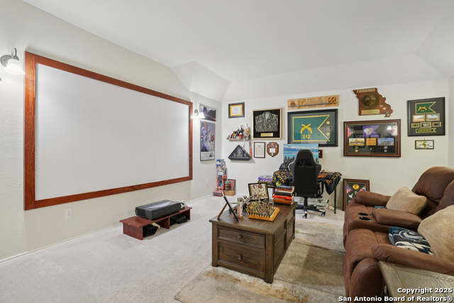 Listing photo id 23 for 9028 Curling Post