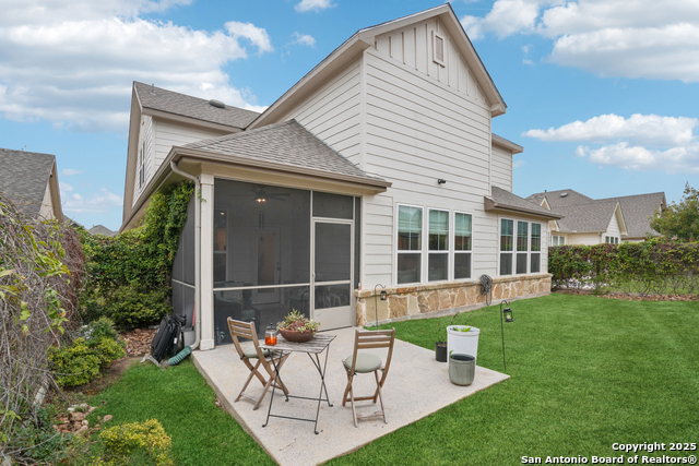 Listing photo id 30 for 9028 Curling Post