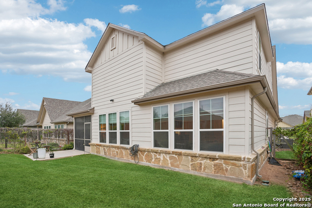 Listing photo id 31 for 9028 Curling Post