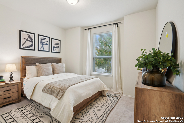 Listing photo id 3 for 9028 Curling Post