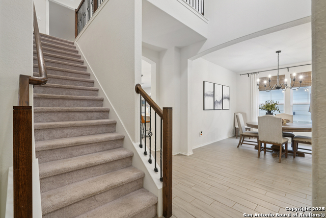 Listing photo id 6 for 9028 Curling Post