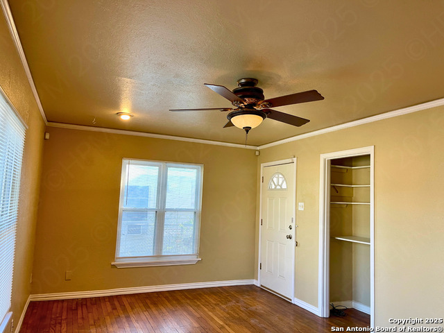 Image 5 of 15 For 335 Saratoga Dr