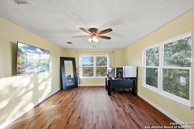 Image 21 of 58 For 4020 Grassland