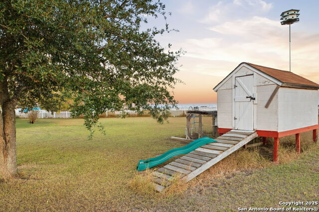 Image 43 of 58 For 4020 Grassland