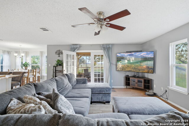 Image 8 of 58 For 4020 Grassland