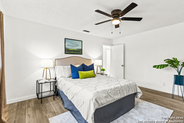 Image 11 of 20 For 6411 Green Top