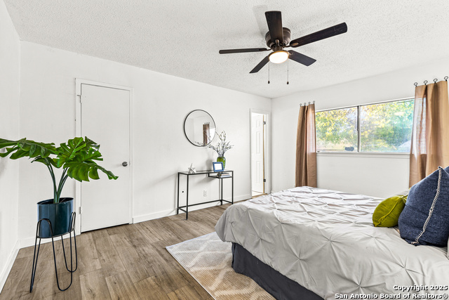 Image 12 of 20 For 6411 Green Top