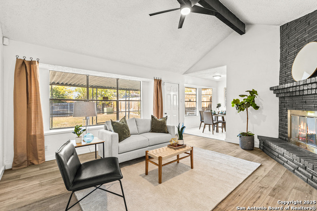 Image 4 of 20 For 6411 Green Top