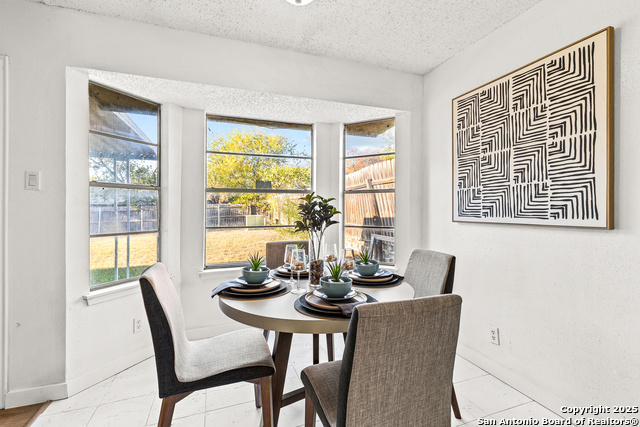 Image 6 of 20 For 6411 Green Top