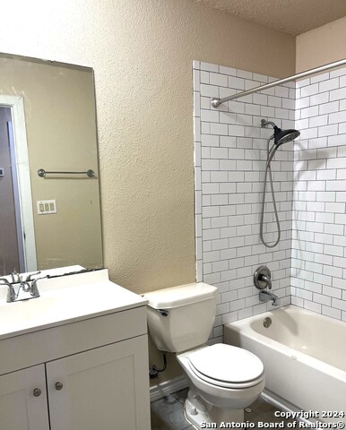 Image 14 of 19 For 13539 Primwood St