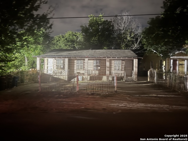 Details for 1216 Gardina 1218, San Antonio, TX 78201