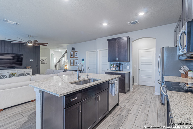 Image 15 of 50 For 205 Pudu Trl