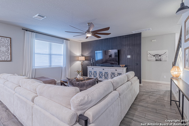 Image 8 of 50 For 205 Pudu Trl