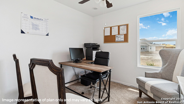 Listing photo id 14 for 2135 Zephyr Lily