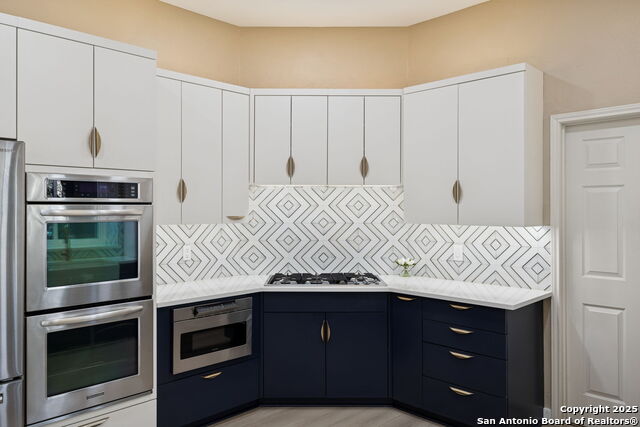 Image 13 of 50 For 10 Rogers Wood