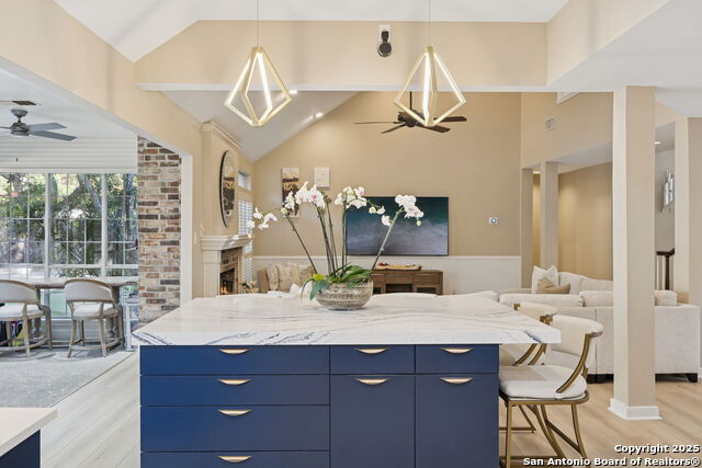 Image 19 of 50 For 10 Rogers Wood