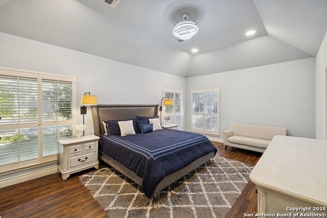 Image 30 of 50 For 10 Rogers Wood