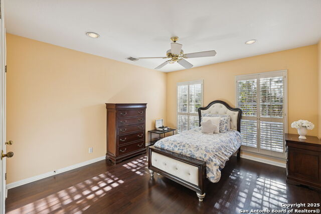 Image 37 of 50 For 10 Rogers Wood