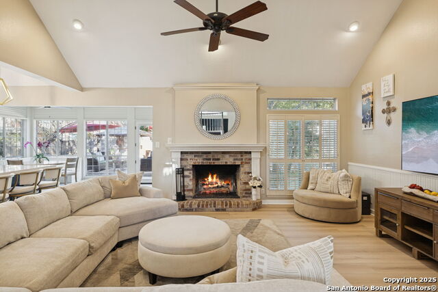 Image 7 of 50 For 10 Rogers Wood