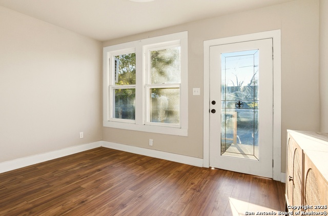 Image 15 of 15 For 207 Woodby Ct