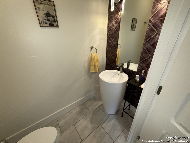 Image 26 of 33 For 8306 Quail Fld