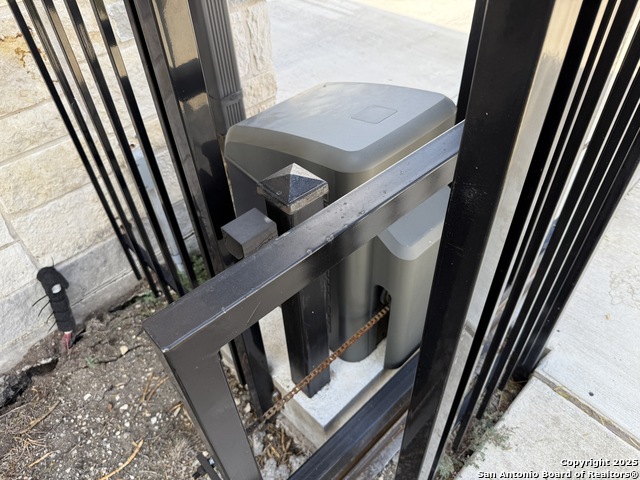 Image 5 of 33 For 8306 Quail Fld