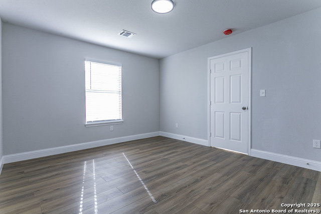 Listing photo id 10 for 167 Price  