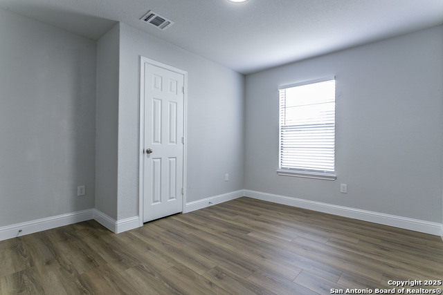 Listing photo id 13 for 167 Price  