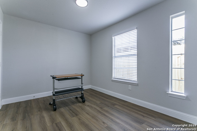 Listing photo id 14 for 167 Price  