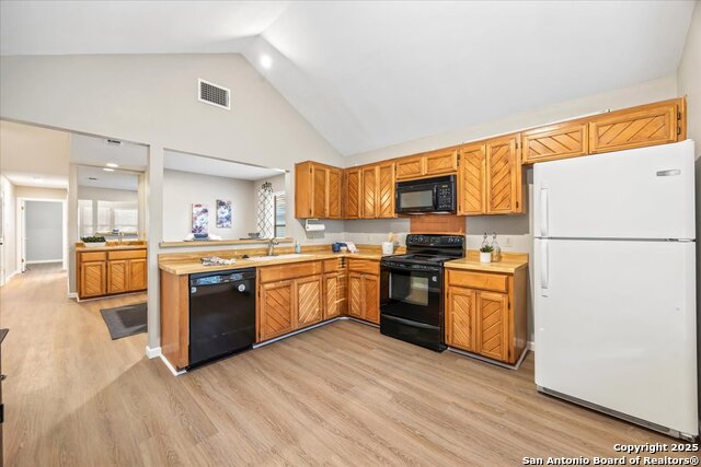 Image 12 of 27 For 15230 Bent Moss