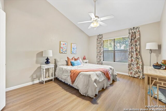 Image 14 of 27 For 15230 Bent Moss