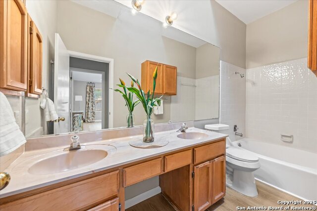 Image 17 of 27 For 15230 Bent Moss