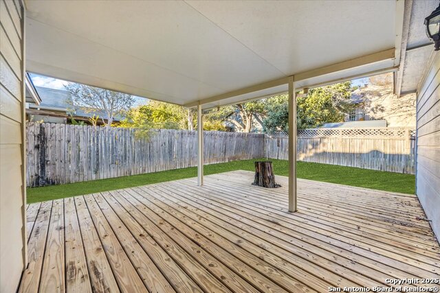 Image 21 of 27 For 15230 Bent Moss