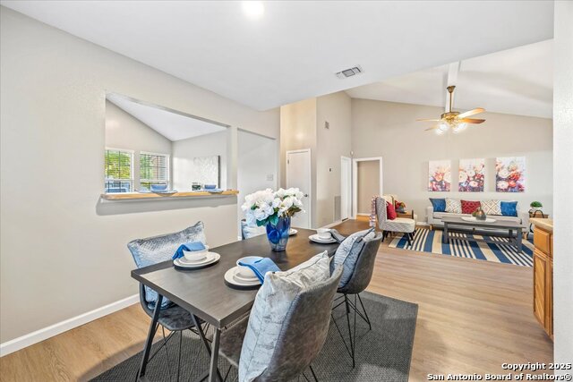 Image 9 of 27 For 15230 Bent Moss