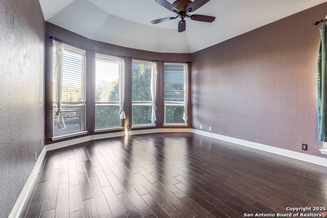 Image 10 of 26 For 3327 Monarch