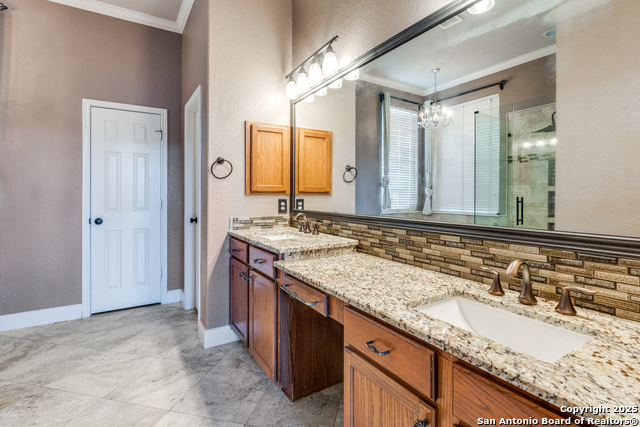 Image 12 of 26 For 3327 Monarch