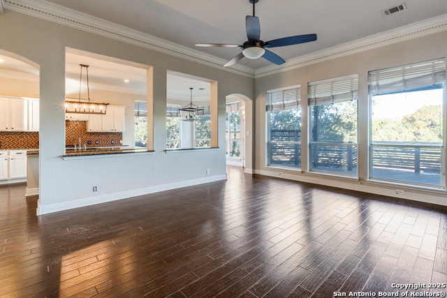 Image 8 of 26 For 3327 Monarch