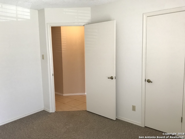 Image 14 of 21 For 5927 Heather View