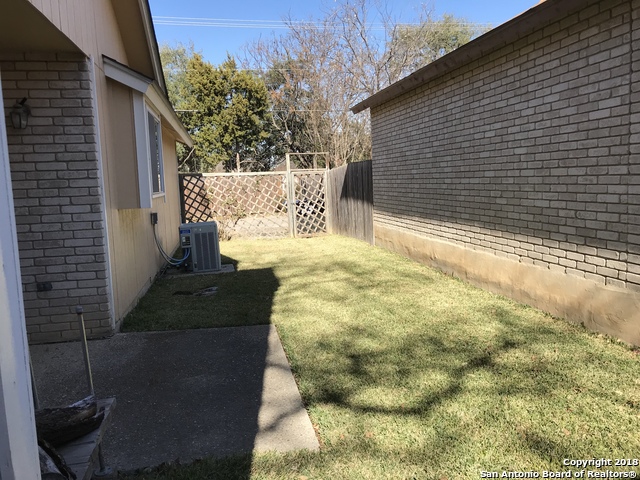 Image 20 of 21 For 5927 Heather View